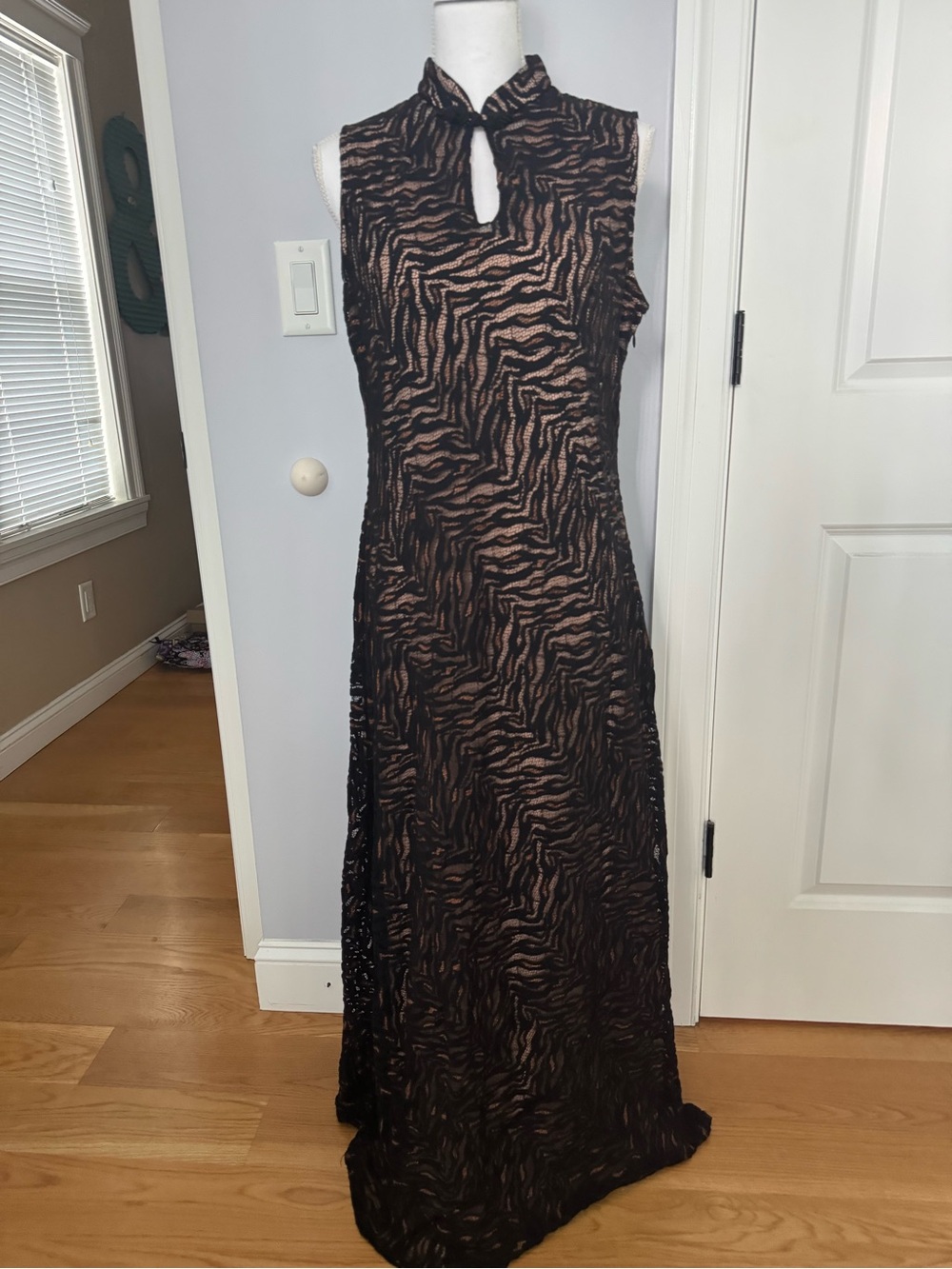 Vintage Sleeveless Black and Nude Maxi Dress with Keyhole Neck